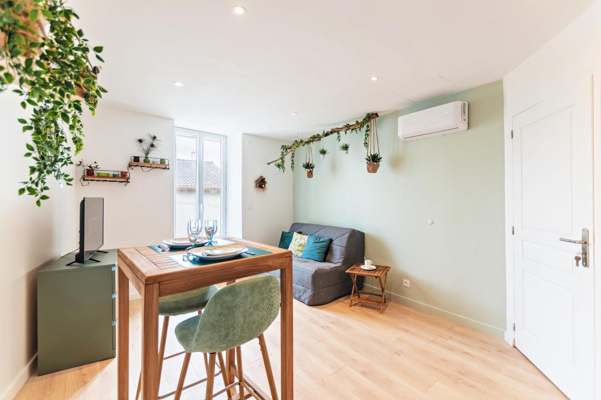 Ferienwohnung Chez Quentin & Thibaut Dagneux Exterior foto